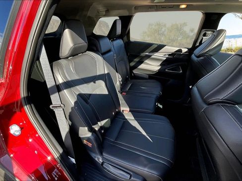 Used 2025 INFINITI QX60 Luxe w/ Vision Package image 27