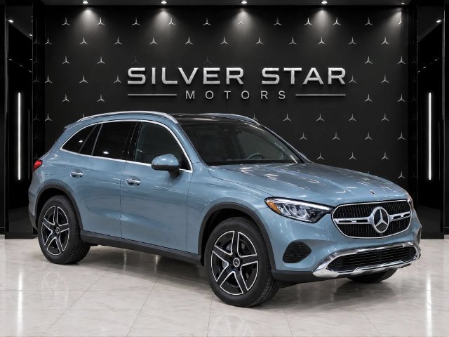 Certified 2026 Mercedes-Benz GLC 300 4MATIC image 1