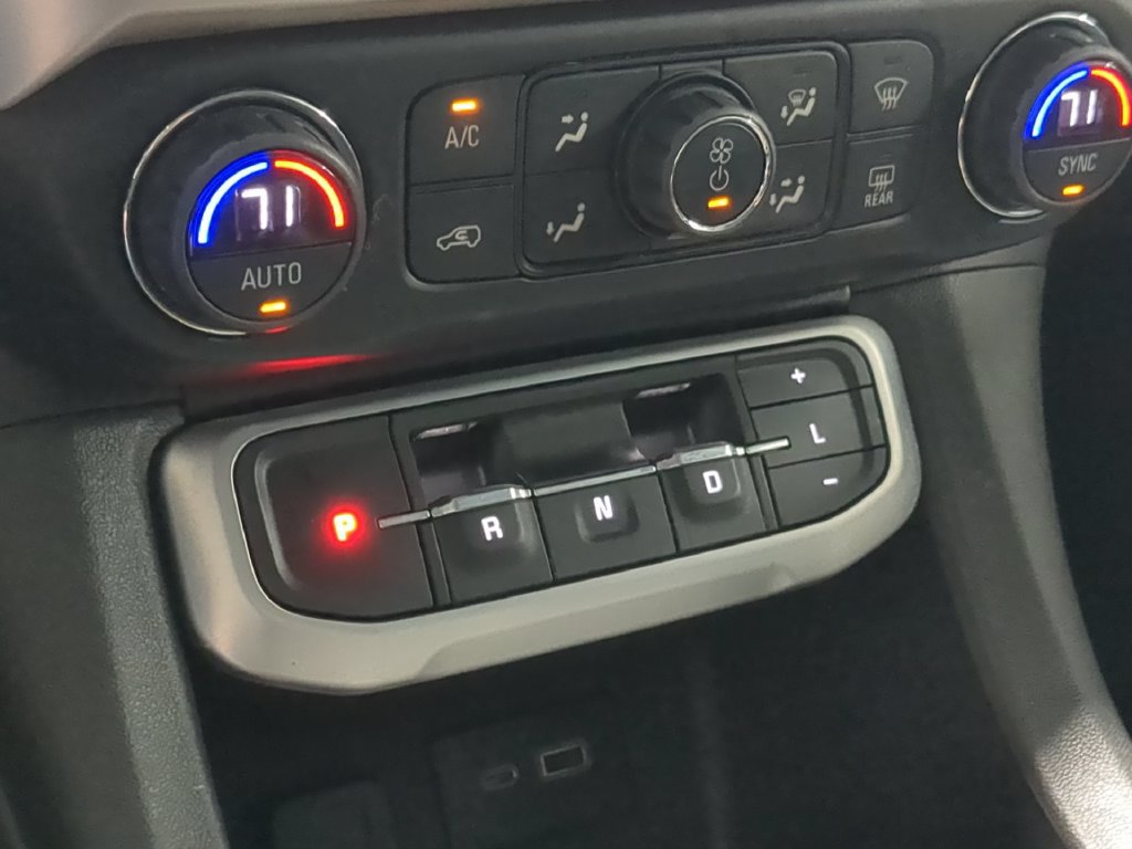 Used 2020 GMC Acadia SLE AWD/4WD image 29