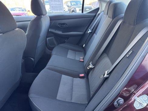 Used 2025 Nissan Sentra SV image 8