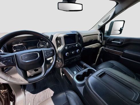 Used 2022 GMC Sierra 2500 Denali AWD/4WD image 9