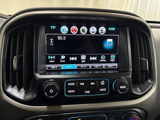 Used 2018 Chevrolet Colorado Z71 AWD/4WD image 32