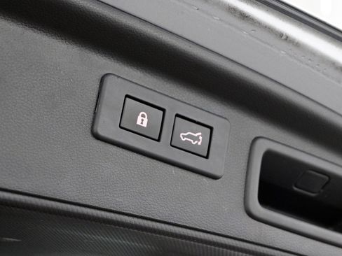 Used 2021 Subaru Forester Premium image 38