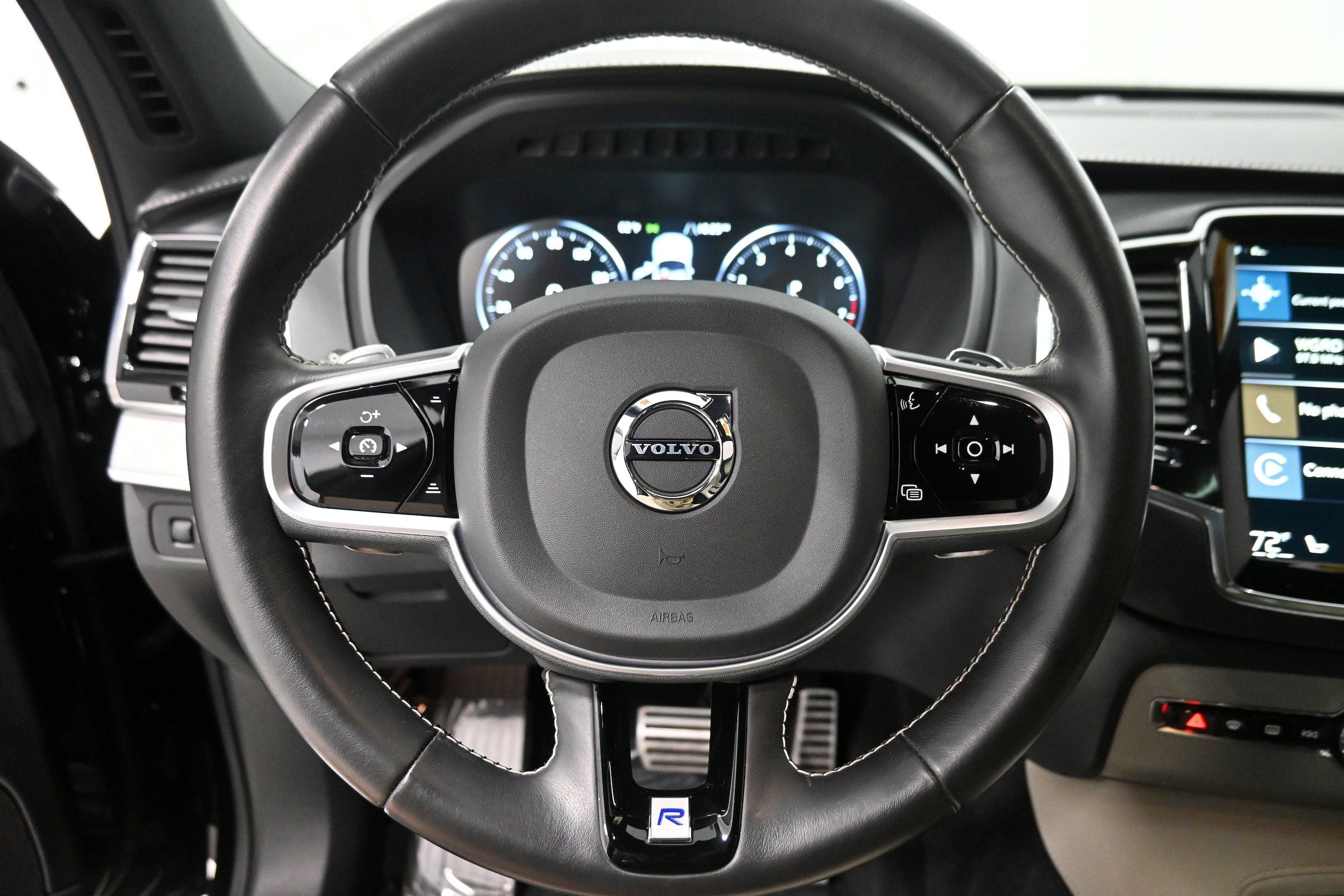 Used 2020 Volvo XC90 T6 R-Design w/ Protection Package Premier AWD/4WD image 7