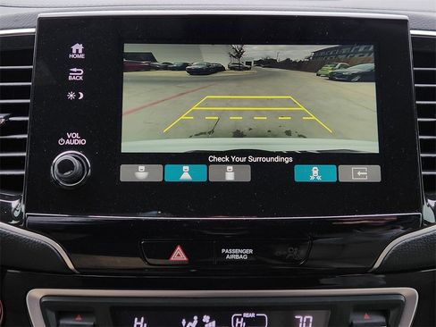 Used 2020 Honda Pilot Touring image 19