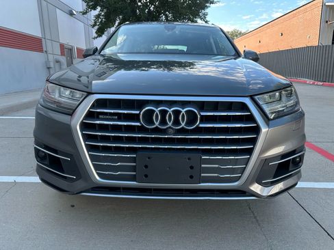 Used 2017 Audi Q7 3.0T Prestige image 3