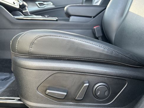 Used 2025 Kia Sportage EX image 20