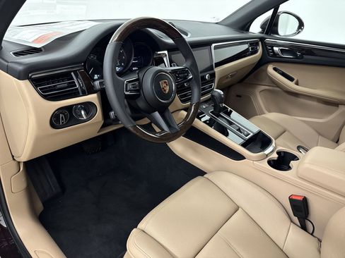 New 2025 Porsche Macan Turbo image 4