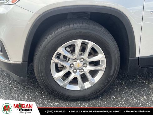 Used 2020 Chevrolet Traverse LT FWD image 10
