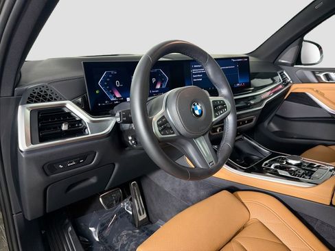 Used 2025 BMW X5 sDrive40i w/ M Sport Package RWD image 9