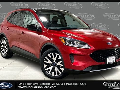 Used 2020 Ford Escape SE Sport image 1