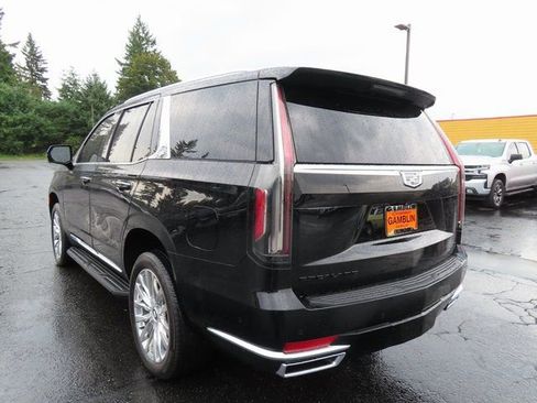 Used 2021 Cadillac Escalade Premium Luxury image 5