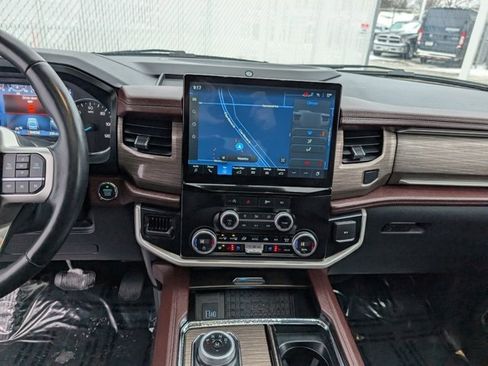 Used 2024 Ford Expedition Max Limited image 17