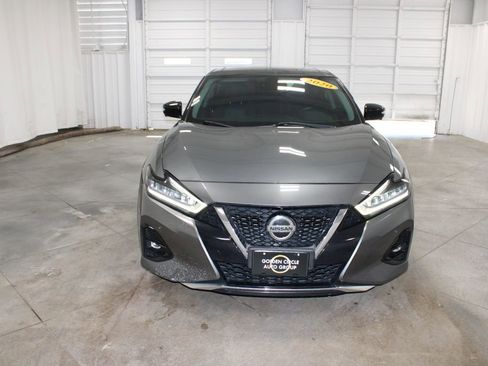 Used 2020 Nissan Maxima Platinum w/ Sport Mat Group FWD image 3