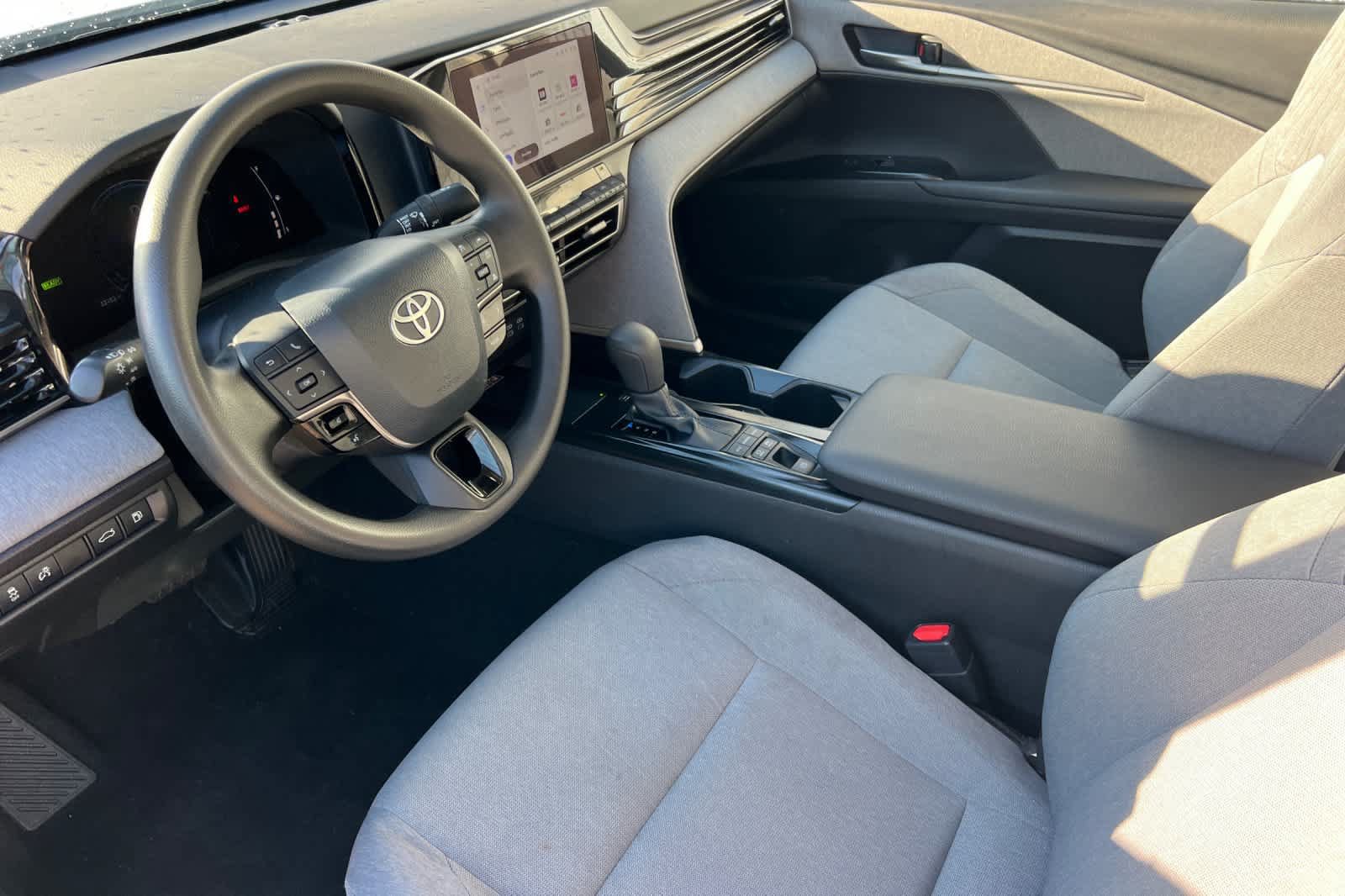 Used 2026 Toyota Camry LE FWD image 9