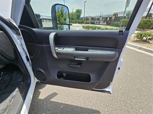Used 2008 Chevrolet Silverado 1500 LT w/ Suspension Package, Off-Road AWD/4WD image 37