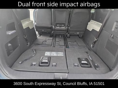Used 2024 Kia Carnival EX FWD image 28