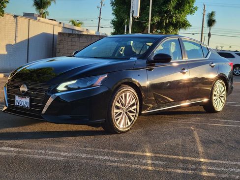 Used 2023 Nissan Altima 2.5 SV image 26