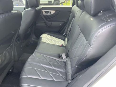 Used 2016 INFINITI QX70 AWD w/ Premium Package image 26
