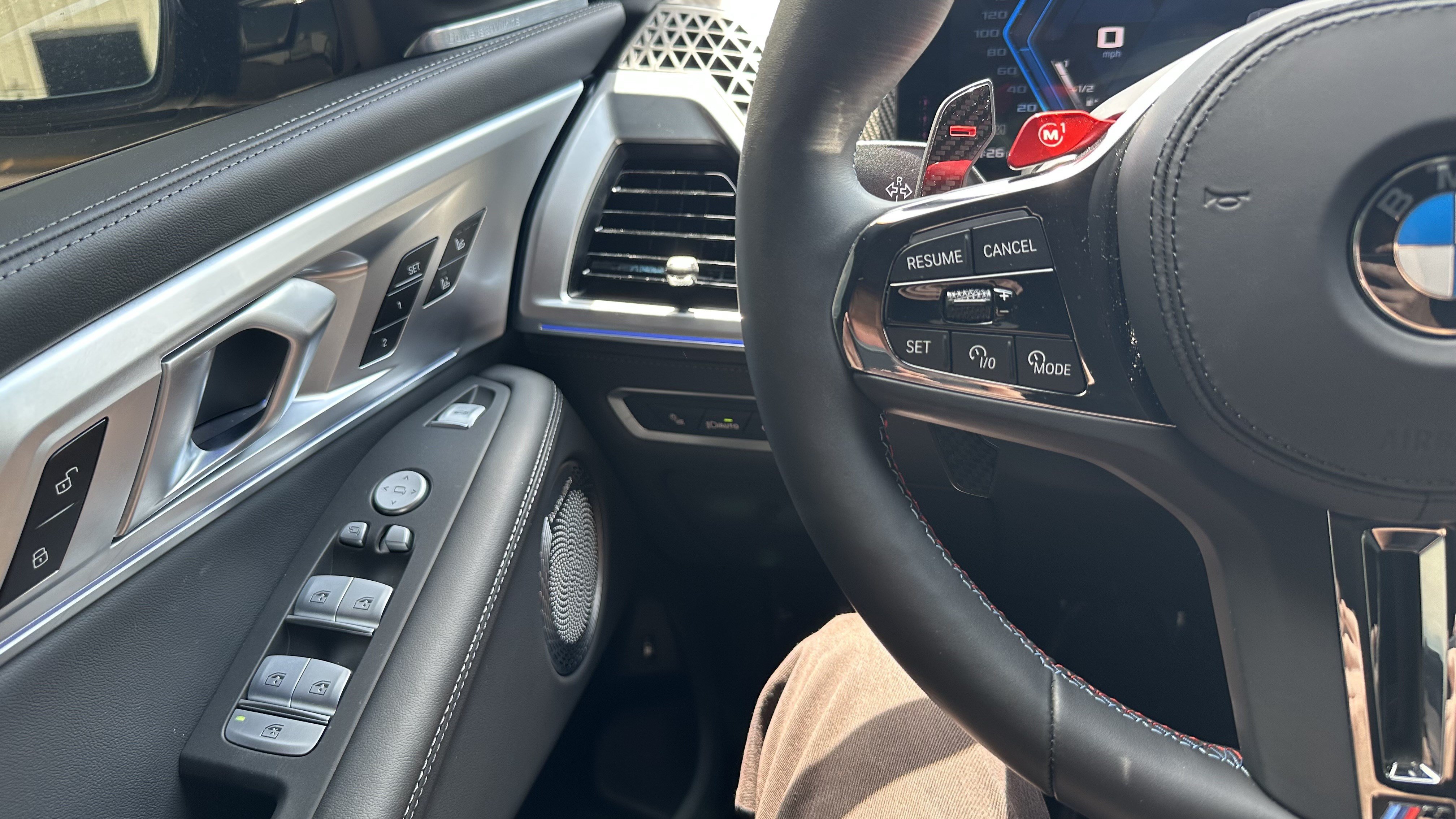 Certified 2025 BMW XM AWD/4WD image 20