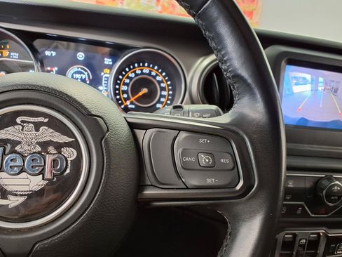 Used 2022 Jeep Wrangler Unlimited Sport AWD/4WD image 28