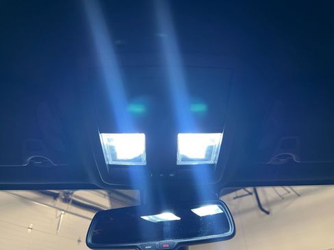 Used 2017 Dodge Challenger SRT Hellcat image 20