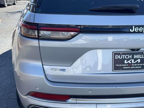 Used 2023 Jeep Grand Cherokee Summit w/ Advanced Protech Group IV image 12