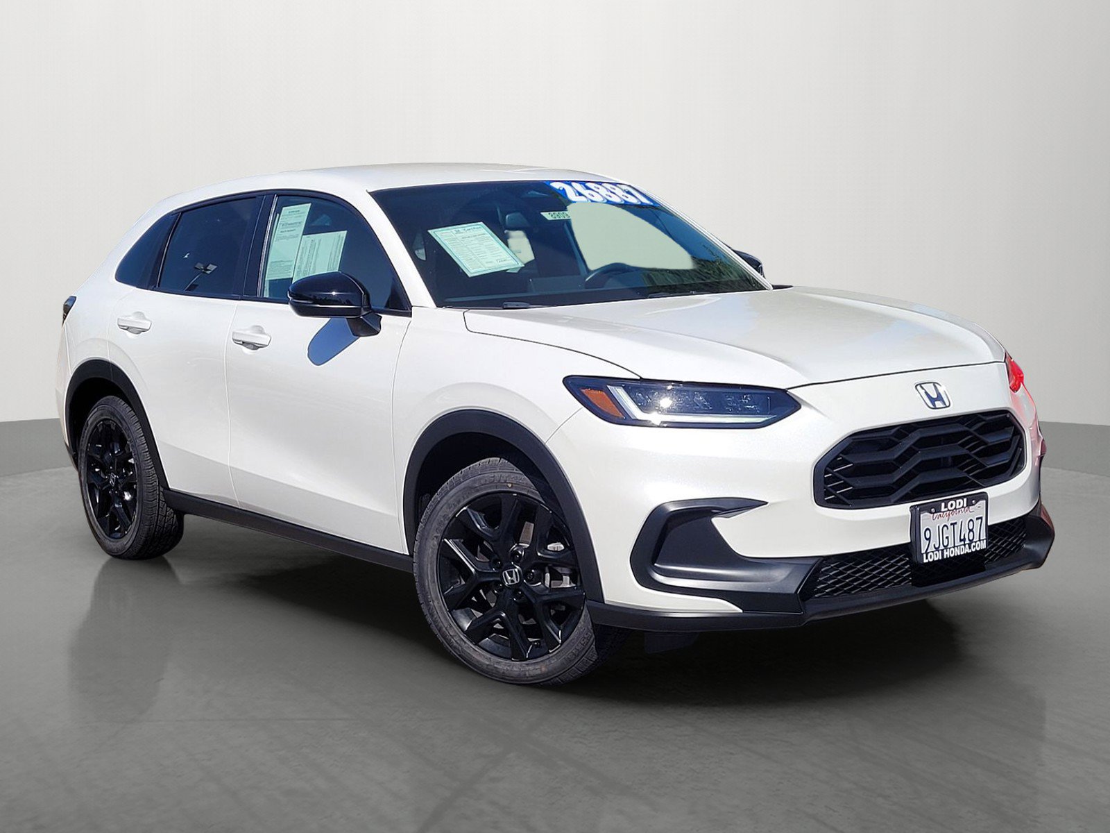 Certified 2024 Honda HR-V Sport image 1
