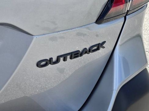 Certified 2025 Subaru Outback Onyx Edition AWD/4WD image 9