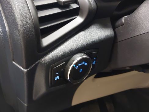 Used 2022 Ford EcoSport S image 23