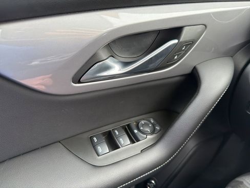 Used 2024 Chevrolet Blazer LT w/ Convenience Package image 20