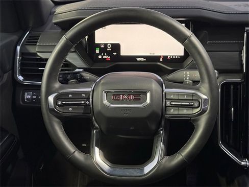 Used 2025 GMC Acadia Elevation image 23