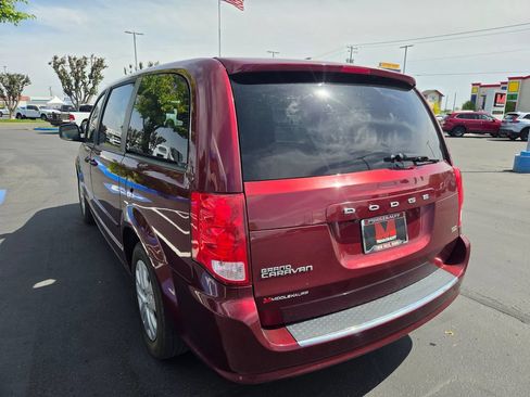 Used 2017 Dodge Grand Caravan SE w/ Power Window Group FWD image 28
