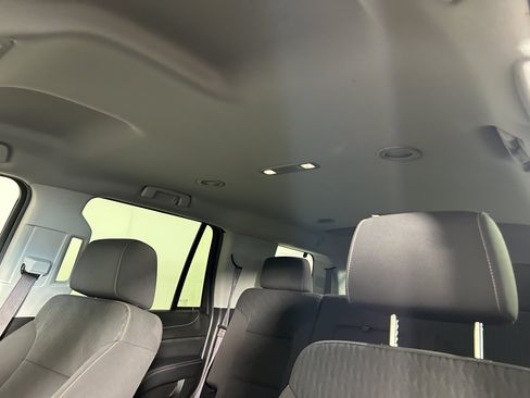 Used 2016 GMC Yukon SLE w/ Convenience Package AWD/4WD image 11