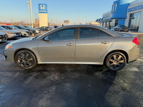 Used 2009 Pontiac G6 Sedan w/ Sport Package 1 FWD image 1