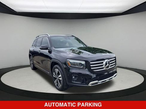 Used 2025 Mercedes-Benz GLB 250 image 8