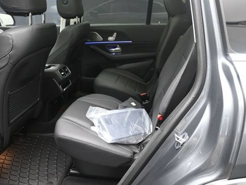 Certified 2026 Mercedes-Benz GLS 450 4MATIC image 21
