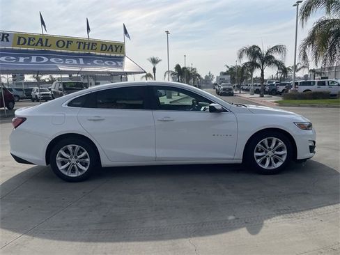 Used 2019 Chevrolet Malibu Hybrid image 9
