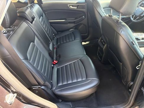 Used 2024 Ford Edge SEL AWD/4WD image 16