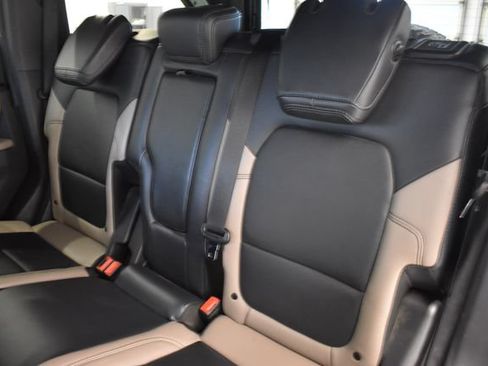 Used 2023 Ford Bronco Wildtrak AWD/4WD image 7