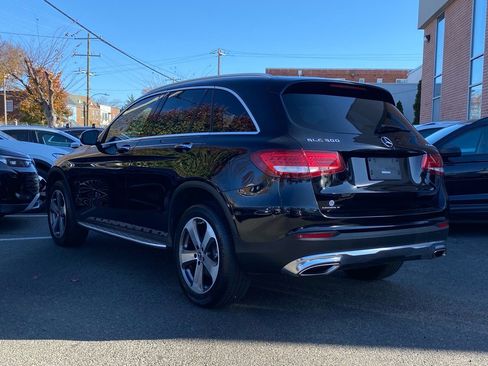 Used 2018 Mercedes-Benz GLC 300 4MATIC image 5