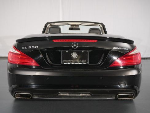 Used 2014 Mercedes-Benz SL 550 image 25