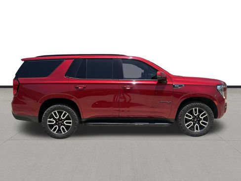 Used 2021 GMC Yukon AT4 w/ Rear Media and Nav Package AWD/4WD image 4