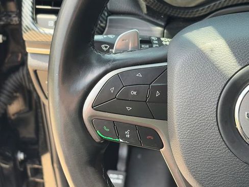 Used 2020 Jeep Grand Cherokee Limited X image 24