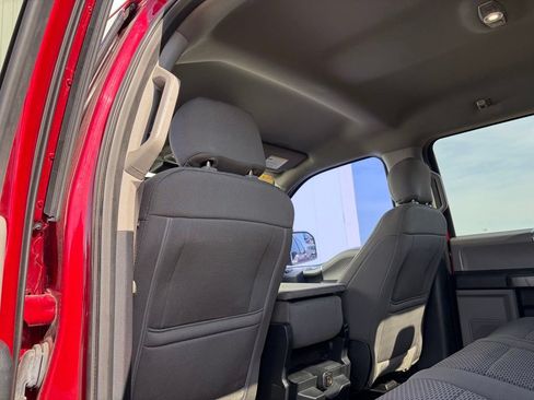 Certified 2019 Ford F150 XLT w/ Equipment Group 302A Luxury AWD/4WD image 17