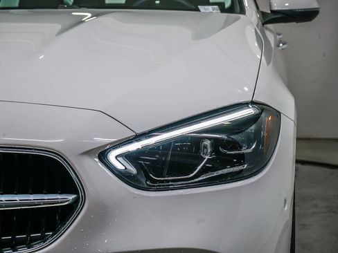Used 2025 Mercedes-Benz C 300 Sedan image 7
