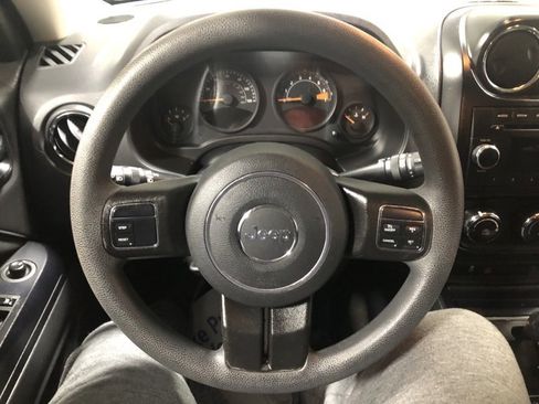 Used 2015 Jeep Patriot Sport w/ Power Value Group image 23