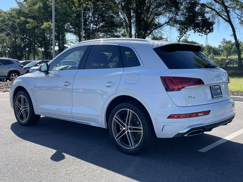 Certified 2023 Audi Q5 e Prestige w/ Prestige Package AWD/4WD image 5