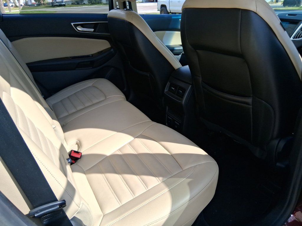 Used 2017 Ford Edge SEL w/ Equipment Group 201A FWD image 19