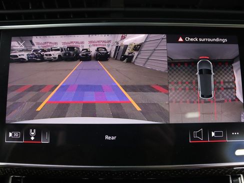 Used 2021 Audi SQ8 Prestige w/ Prestige Package image 25